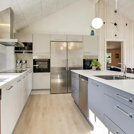 Casa de Férias 20 Person In Frederiksv Rk